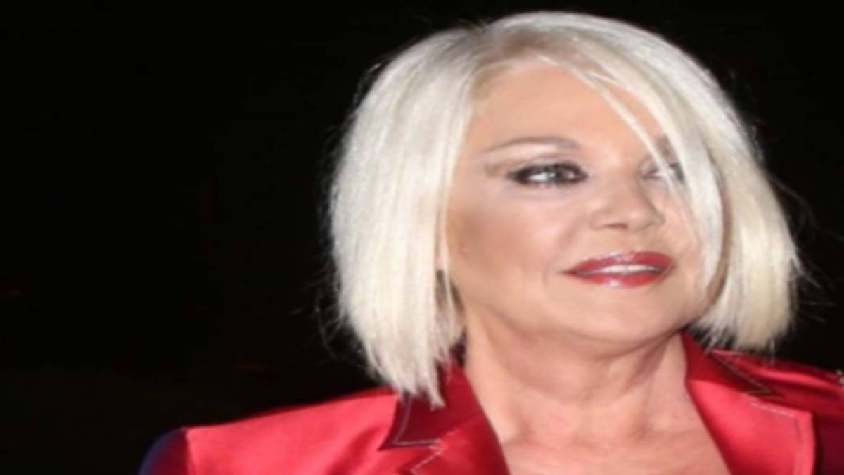 Ρούλα Κορομηλά: Η μεγάλη μάχη για να γίνει μητέρα – Οι εξωσωματικές και το αναπηρικό καροτσάκι!