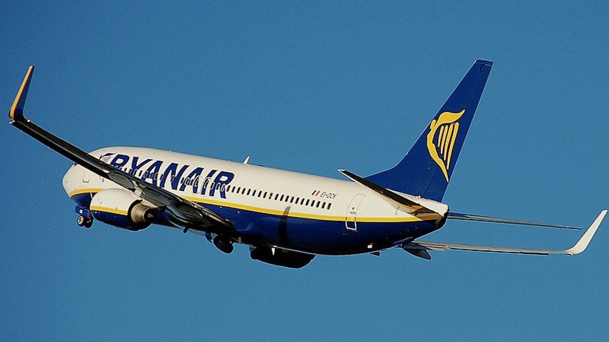Έκτακτη απόφαση της Ryanair για την Ελλάδα – Αφορά τους πάντες