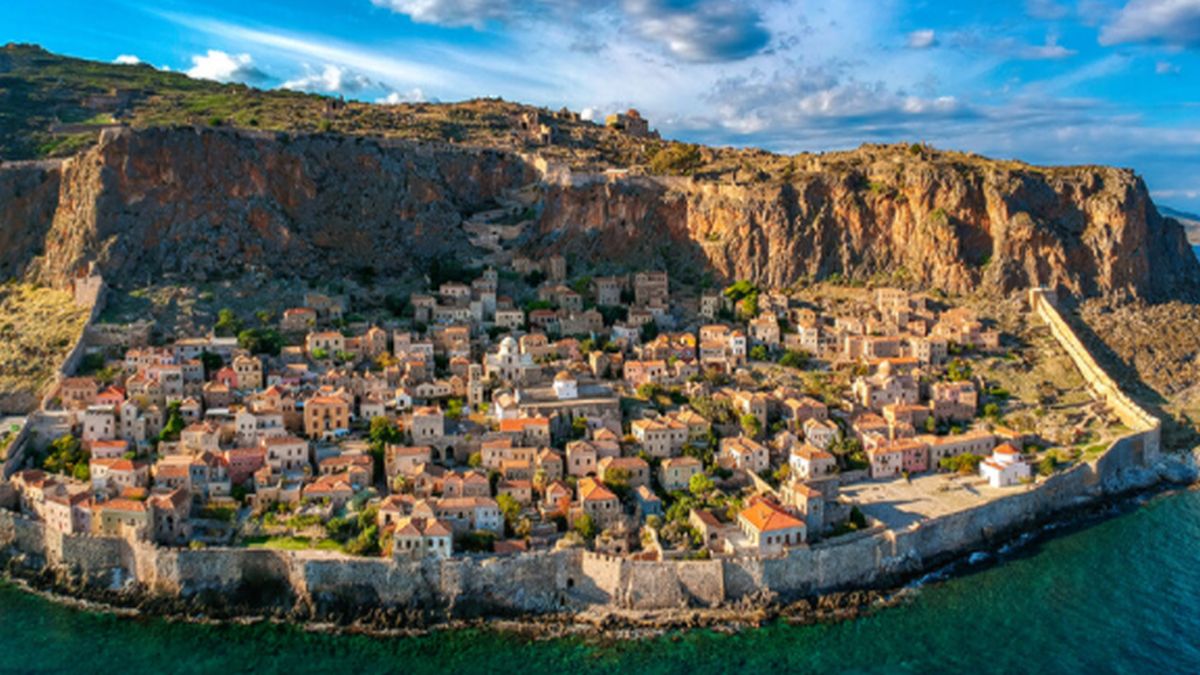Το όμορφο χωριό της Πελοποννήσου γνωστό και ως το «μπαλκόνι του Ταΰγετου»