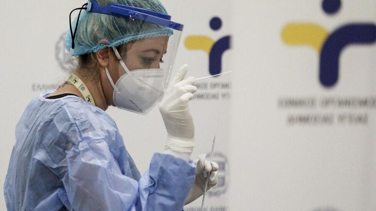 Κορωνοϊός: 80 νεκροί – 3.869 νέα κρούσματα – 536 διασωληνωμένοι