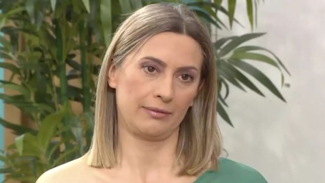 Βίκυ Βολιώτη: “Μέ εβλεπαν στο δρόμο και με έβριζαν…”