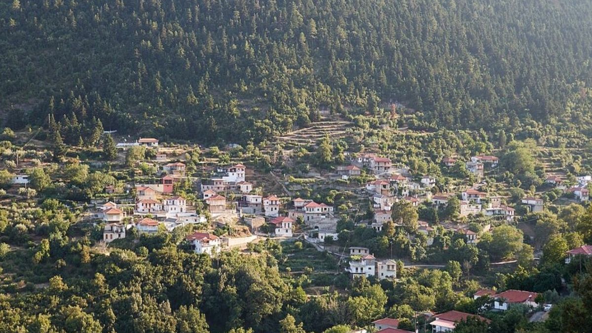 Ένας “πέτρινος” παράδεισος μέσα στα έλατα