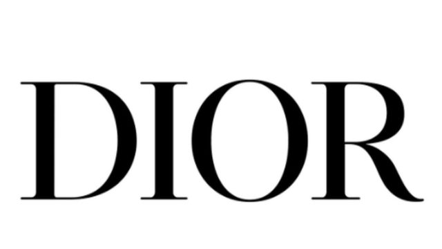 Στη Μήλο η κολεξιόν του οίκου Dior για το 2022 (Δείτε εικόνες)