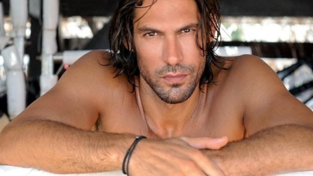 Γιάννης Σπαλιάρας: “Με έστειλε για μανικιούρ…