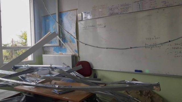 Θεσσαλονίκη: Συγκλονίζει η δασκάλα – «Έλεγα ότι θα πέσει το ταβάνι και δεν με πίστευαν»