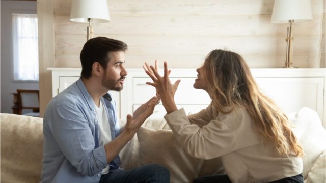 Τρελοί πεισματάρηδες: Τα ζώδια που δίνουν τελεσίγραφα στις σχέσεις τους