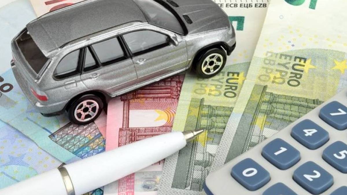 Χριστουγεννιάτικο διπλό χαράτσι σε κατόχους ΙΧ