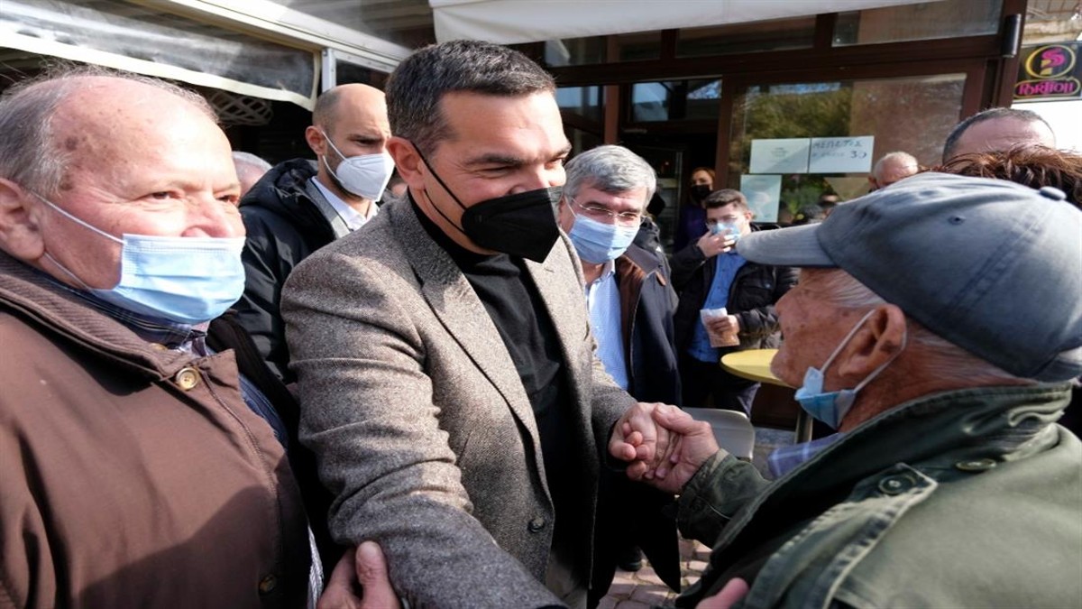 Τσίπρας: “Τραγικό να πεθαίνουν ακόμη συμπολίτες μας εκτός ΜΕΘ”