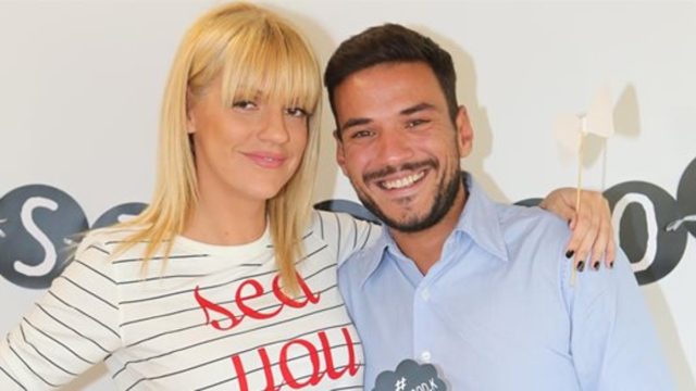 Κώστας Τσουρός: «Σάσα Σταμάτη, είσαι γυναίκα κρεμάστρα»