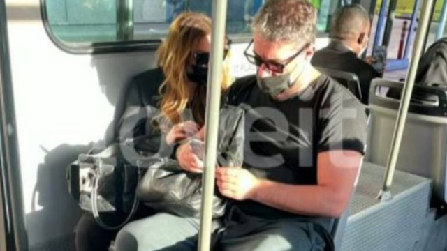 Ρομαντική απόδραση για Βασίλη Μπισμπίκη και Δέσποινα Βανδή! Σε βανάκι στο αεροδρόμιο πετάνε για…