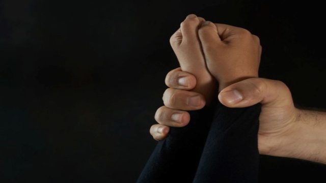 Αποκαλύψεις για τον βιασμό της 8χρονης στη Ρόδο: Ομολόγησε η θεία – Την κακοποίησε και κατηγόρησε τον παππού