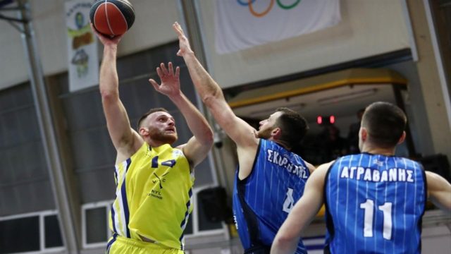 Basket League: Επιστροφή στις νίκες για Λαύριο με “καυτό” Κάρτερ