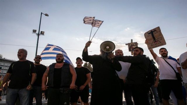 Επεισόδια στην Πάτρα: Επίθεση από αρνητές στην αντιπρόεδρο του Πανελλήνιου Ιατρικού Συλλόγου