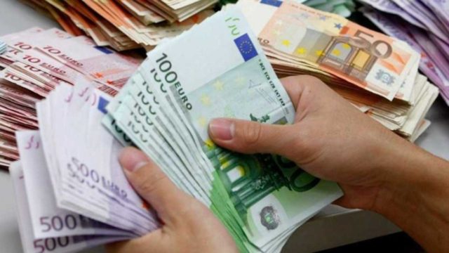 Επίδομα 534 ευρώ: Ποιοι το δικαιούνται τον Ιανουάριο – Τα έξι μέτρα στήριξης των εργαζομένων