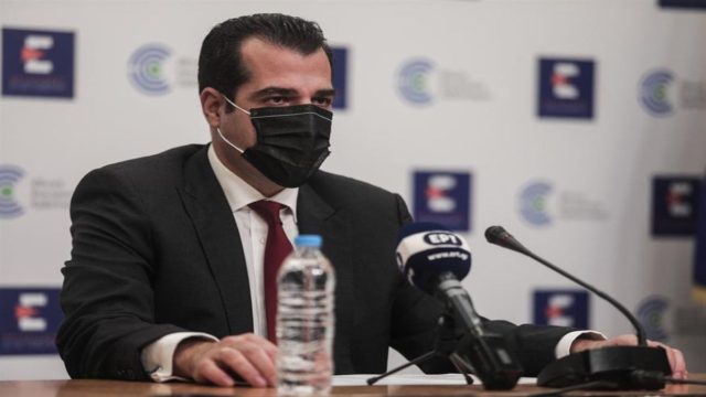 Νέα αυστηρά μέτρα από 3/1: Εστίαση έως 12:00 το βράδυ – Εώς 50% τηλεργασία με κυλιόμενο ωράριο