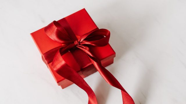 Ποιοι γιορτάζουν σήμερα, Κυριακή 26 Δεκεμβρίου, σύμφωνα με το εορτολόγιο;