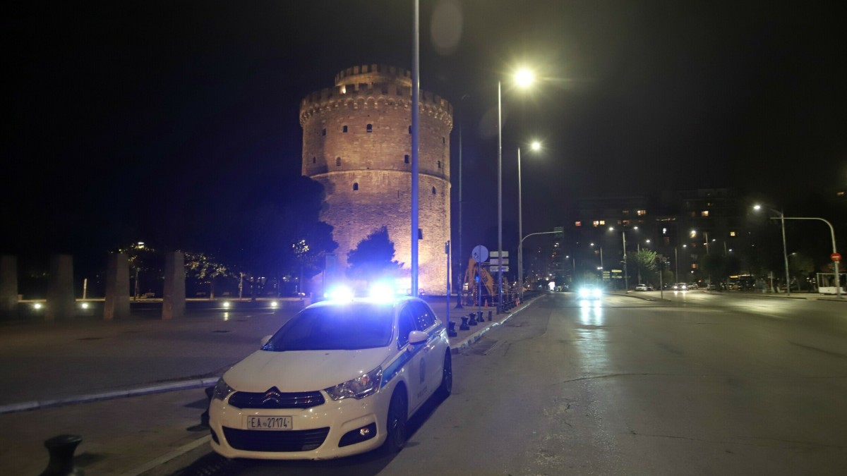 Θρίλερ στη Θεσσαλονίκη: Ανήλικοι κρατούσαν όμηρο 33χρονο