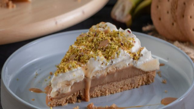Ταξίδι στα ουράνια με το πιο απολαυστικό banoffee (Βίντεο)