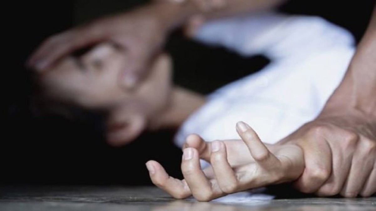 Φρίκη στον Πειραιά: Θείος βίασε τη 14χρονη ανηψιά του