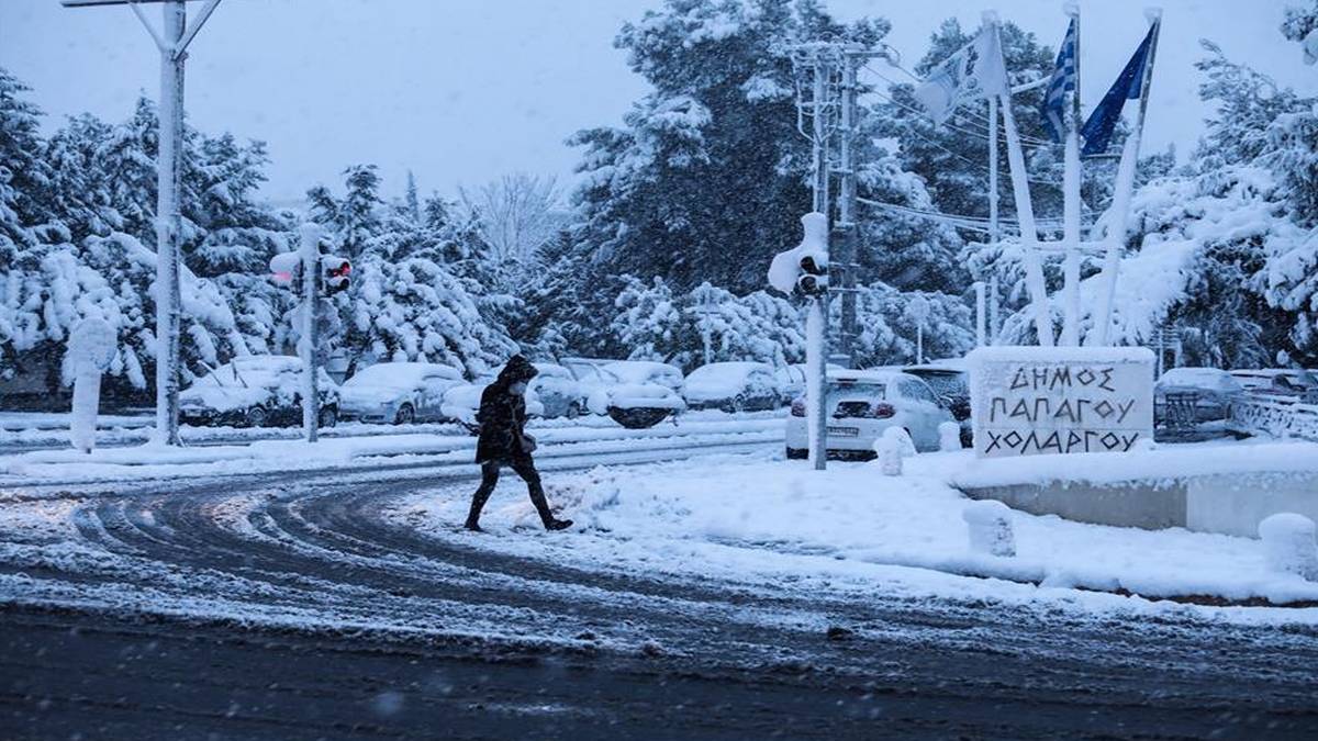 Τα Μερομήνια μίλησαν: Θα χιονίσει τα Χριστούγεννα στην Αθήνα;