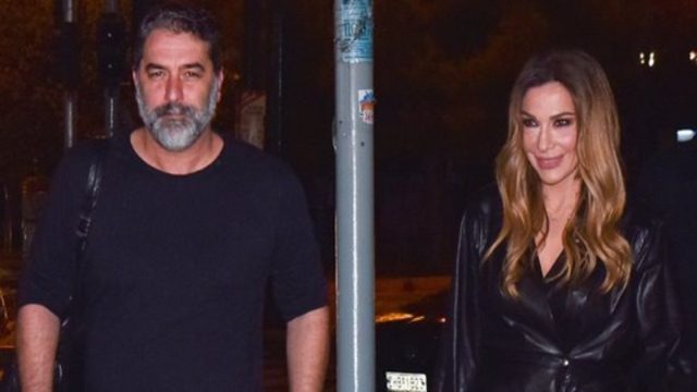 Δίχως τον Μπισμπίκη στο πλευρό της η Δέσποινα Βανδή – Η σόλο εμφάνιση της τραγουδίστριας και τα ερωτηματικά