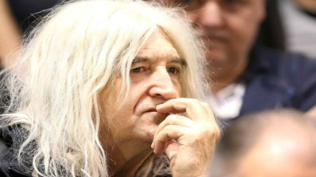 “Πρέπει να χωρίσουμε…” – Ήρθε η αποκάλυψη από τον Νίκο Καρβέλα