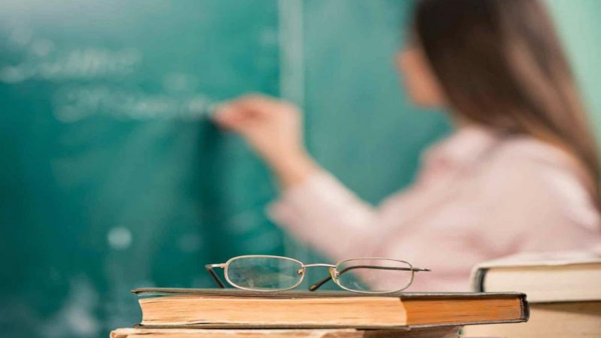 ΑΣΕΠ – Εκπαιδευτικοί: Έρχονται προσλήψεις το 2022 – Ποιο σεμινάριο Ειδικής Αγωγής τις μοριοδοτεί