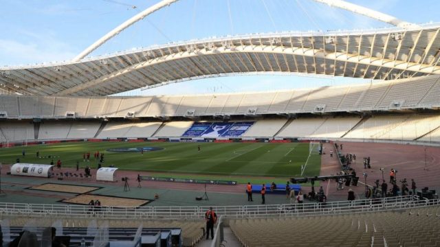 Αυτά είναι τα νέα μέτρα: Την πληρώνουν (κυρίως) οι εμβολιασμένοι φίλαθλοι που έχουν πληρώσει διαρκείας!