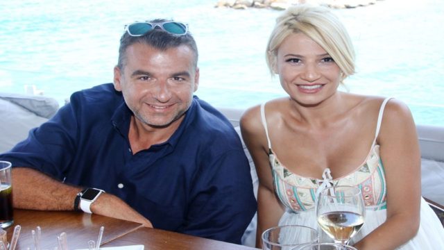 «Σεισμός»: Η αποκάλυψη «φωτιά» του Λιάγκα για το διαζύγιο με τη Φαίη Σκορδά και το ξέσπασμα του παρουσιαστή