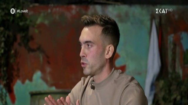 Ιάσονας Μανδηλάς: «Είμαι ομοφυλόφιλος! Έχω σχέση με άντρα και είμαι χαρούμενος» (Video)
