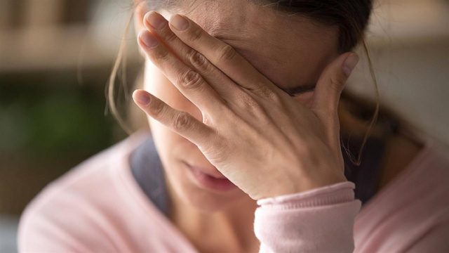 Έχετε ημικρανία: Οι τροφές που μπορούν να απαλύνουν τον πόνο σας
