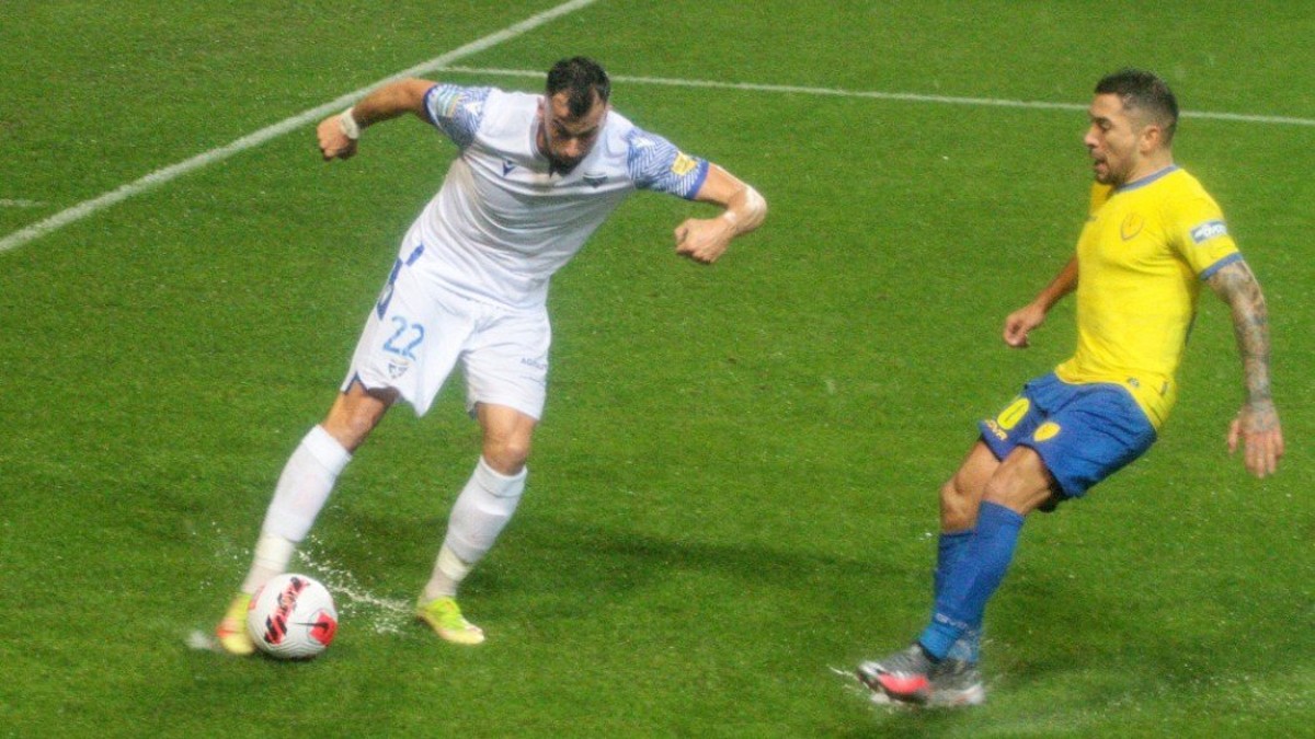 Super League: Απίστευτη ανατροπή του Ιωνικού με δέκα παίκτες – Βαθμό με Παναιτωλικό στο 90’ (Βίντεο)