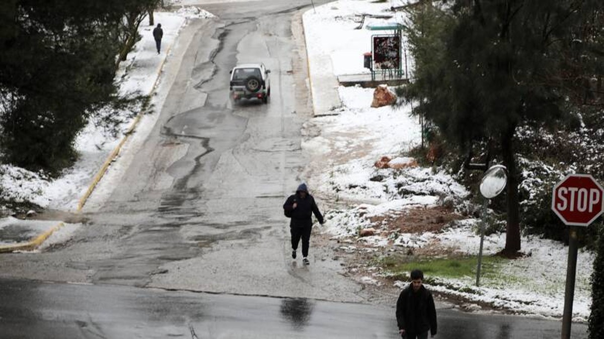 Κακοκαιρία «Κάρμελ»: Πού έχει διακοπεί η κυκλοφορία λόγω χιονόπτωσης – Δείτε την κίνηση στους δρόμους