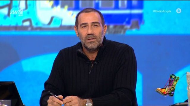 Άνοιξε ο ασκός του Αιόλου και για τον Κανάκη:  Μου είπε «μάλλον έχεις καιρό να κάνεις σεξ»