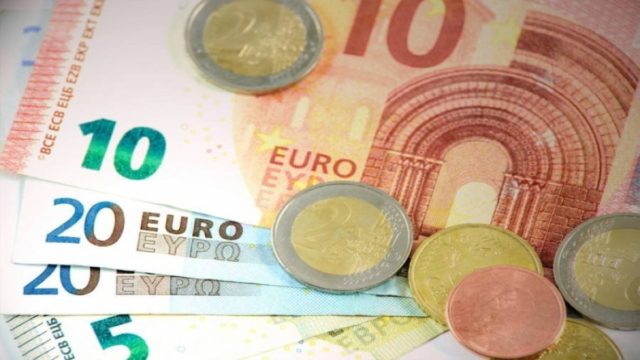 Ανατροπή με το κοινωνικό μέρισμα: Ψυχρολουσία για χιλιάδες δικαιούχους