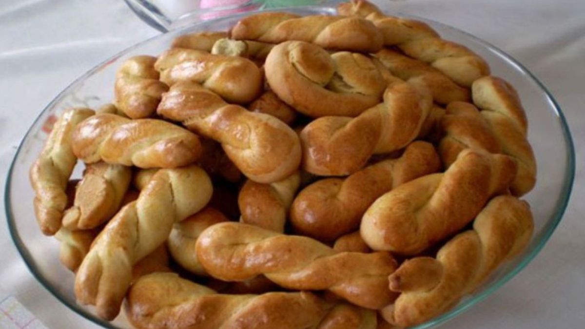 Γλυκά αφράτα κουλουράκια πορτοκαλιού, νηστίσιμα – Η τέλεια συνταγή της γιαγιάς!