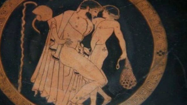 Τα αφροδισιακά φαγητά των αρχαίων Ελλήνων – Οι τροφές που τους βοηθούσαν να έχουν διάρκεια στο σ@ξ