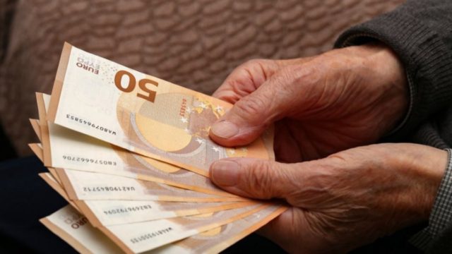 Γεμάτες τσέπες για την εβδομάδα που μας έρχεται: Ο χάρτης των πληρωμών από e-ΕΦΚΑ, ΟΑΕΔ και ΟΠΕΚΑ