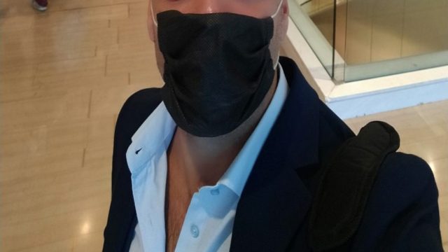 Βαρύ πένθος για γνωστό ηθοποιό: Πέθανε ο πατέρας του από κορωνοϊό