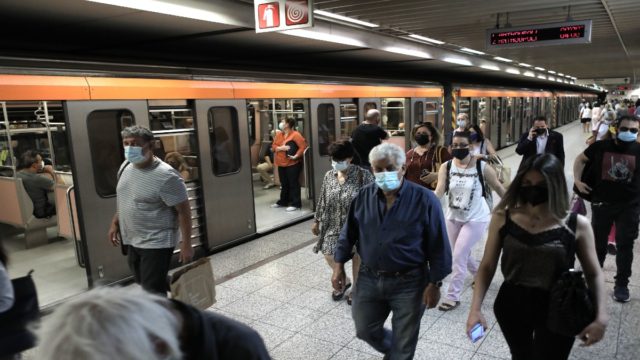 Μετρό – ΗΣΑΠ: Αποκαταστάθηκαν όλα τα δρομολόγια στους συρμούς μετά το τηλεφώνημα για βόμβα