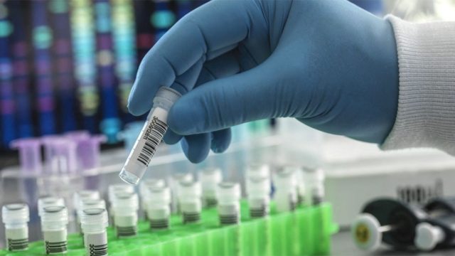 Μετάλλαξη Omicron: Αναποτελεσματικά σχεδόν όλα τα μονοκλωνικά δείχνουν οι πρώτες μελέτες