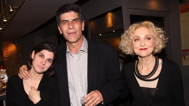 «Ναι είμαστε μαζί…» – «Κάγκελο» ο Γιάννης Μπέζος με την κόρη του