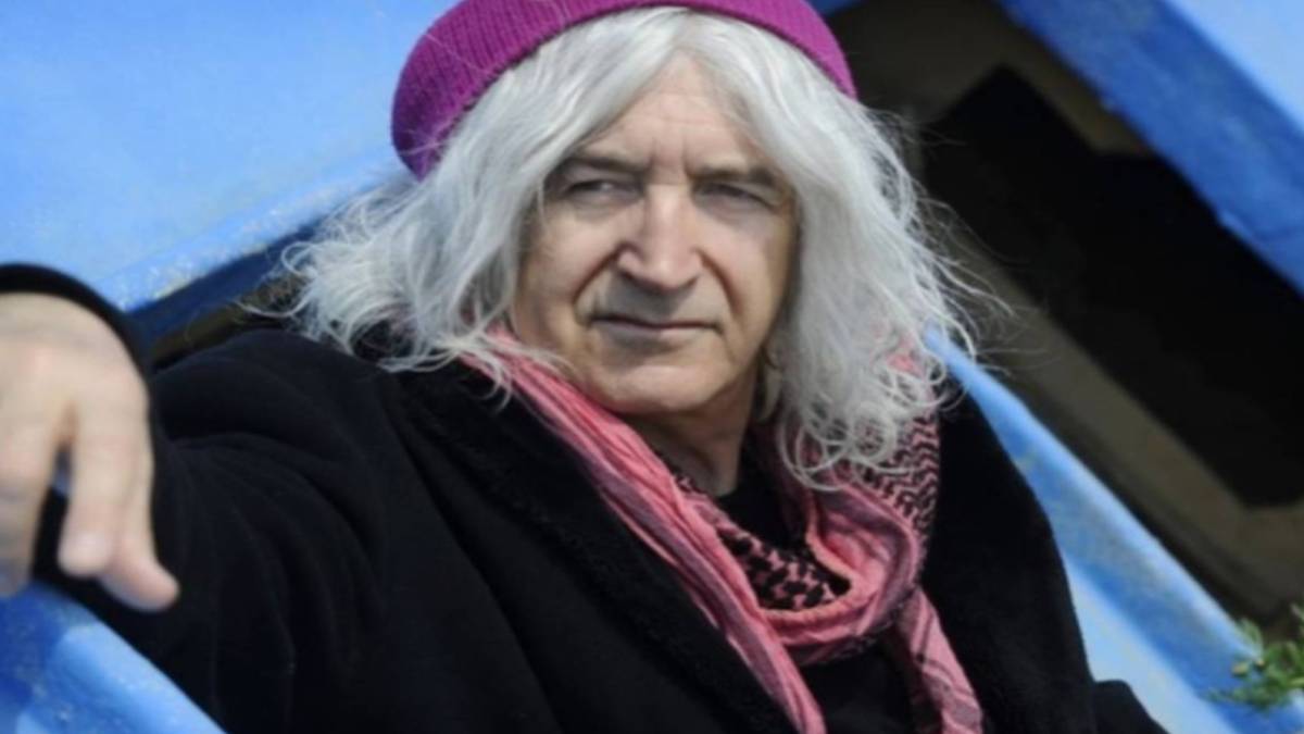 “Την τελείωσε με 7 λέξεις…”: Ξαφνικός χωρισμός για τον Νίκο Καρβέλα