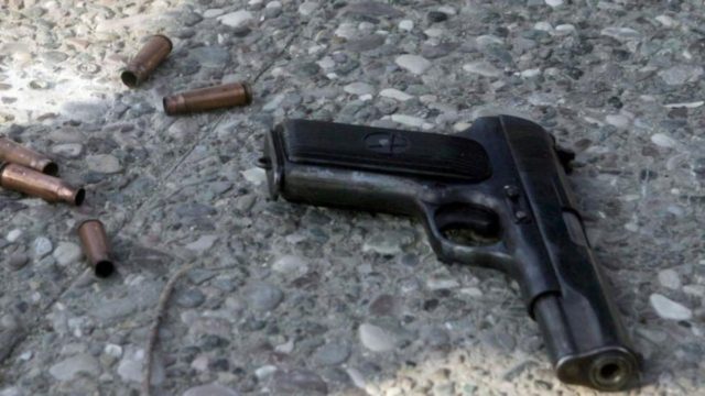 Τρόμος στην Θεσσαλονίκη: Γυναίκα άνοιξε πυρ σε ζαχαροπλαστείο – Μία τραυματίας σε κρίσιμη κατάσταση