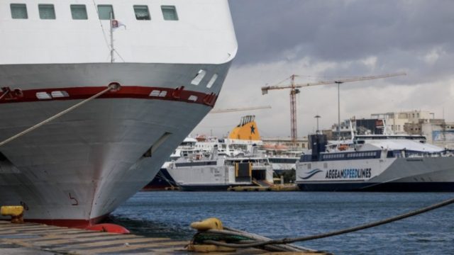 ΠΝΟ: 48η απεργία από αύριο 10/12 – Δένουν κάβους τα πλοία