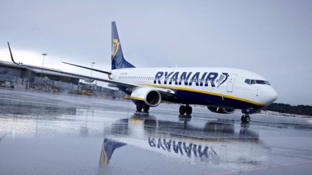 Έκτακτη απόφαση της Ryanair: Ολική ανατροπή για τους εργαζόμενους