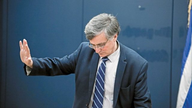 Συναγερμός από Σωτήρη Τσιόδρα για «Όμικρον»: «Επαγρύπνηση για περαιτέρω μέτρα αν χρειαστεί» (Video)