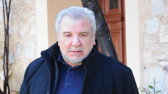 Θύμα ενδοοικογενειακής βίας ο Τάσος Χαλκιάς: «Έχω φάει πολύ ξύλο από τον πατέρα μου, κλωτσιές και μπουνιές στη μούρη»