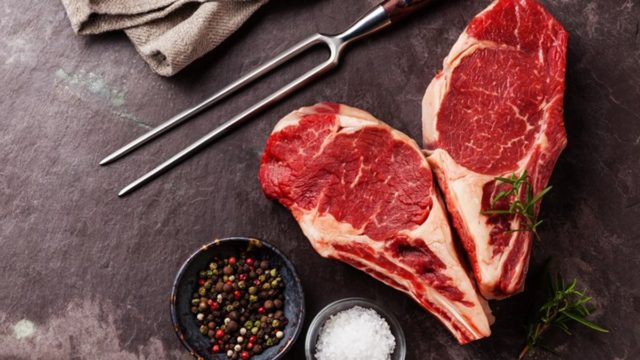 Διάσημος chef αποκαλύπτει: 6+1 βήματα για να μαγειρέψεις την τέλεια μπριζόλα