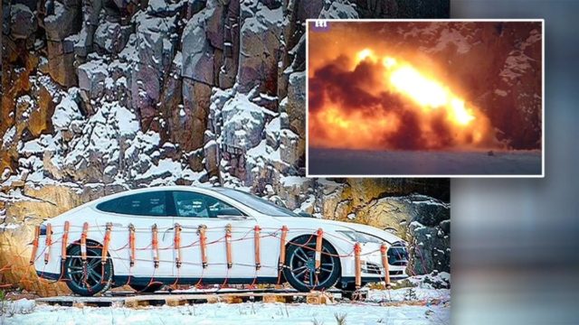 Αδιανόητο: Ανατίναξε το Tesla του με 30 κιλά δυναμίτη – Είχε βάλει μέσα ένα ομοίωμα του Έλον Μασκ (Βίντεο)